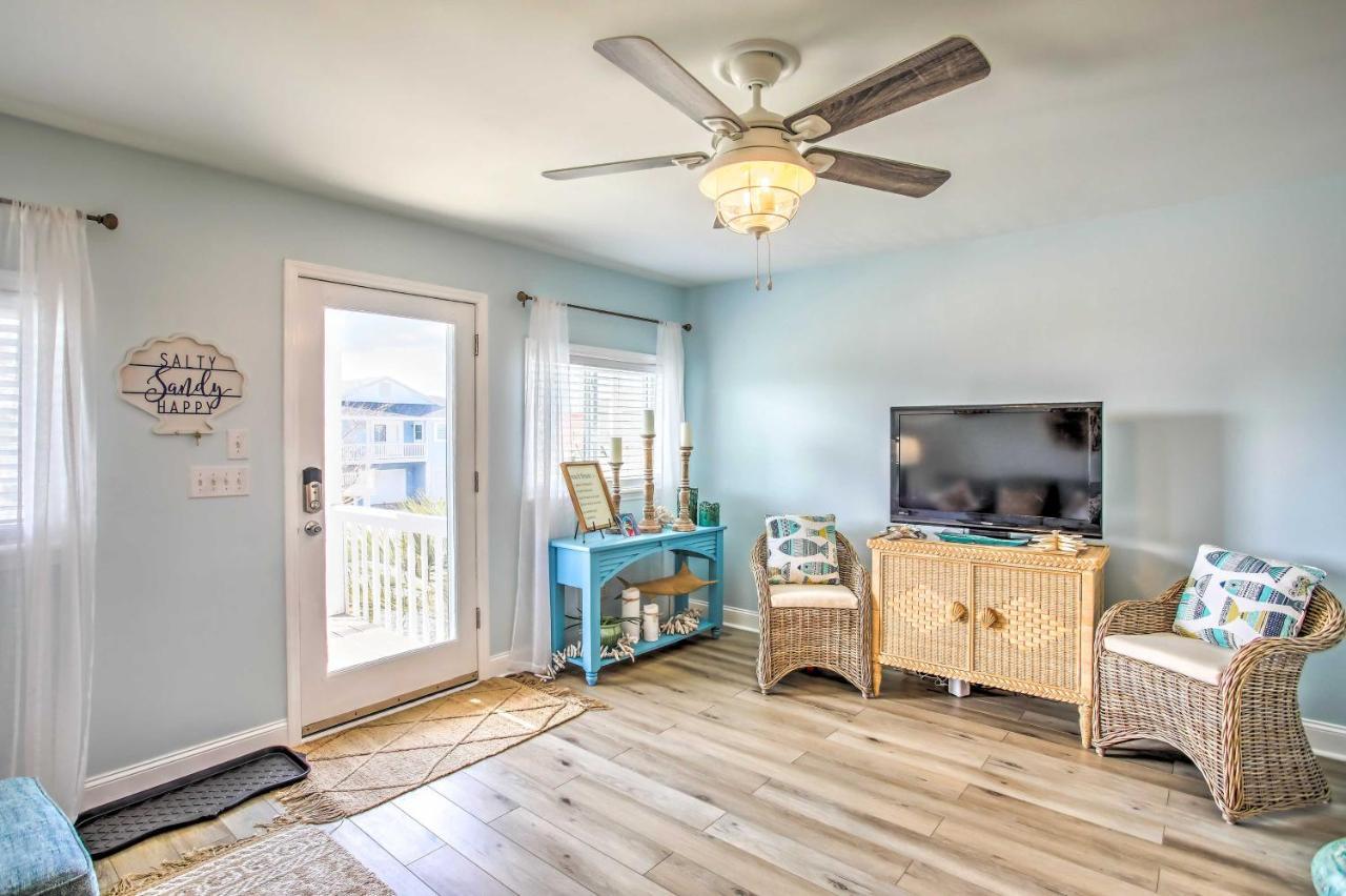 Coastal Oasis With Decks Walk To Holden Beach! Exterior photo